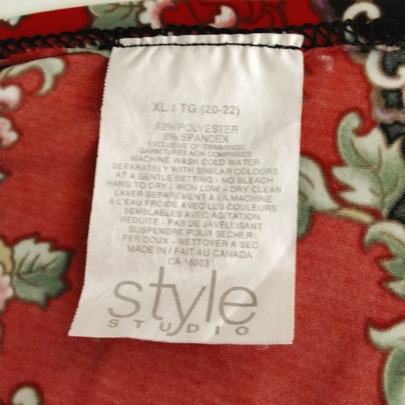 Style Studio Ladies stretchy floral top, size XL - Picture 7 of 7